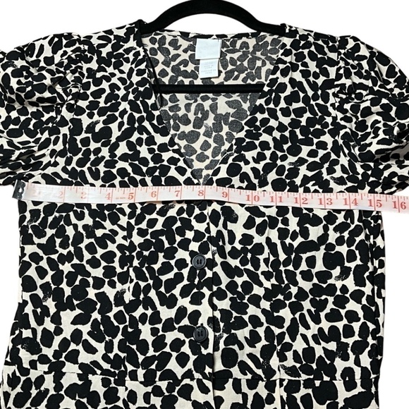H&M 100% Viscose Button Front Mini Dress Puff Sleeves Animal Print Sz XXS NWOT - Picture 5 of 9